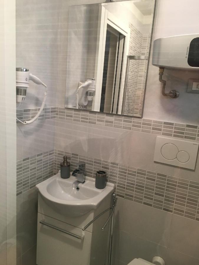 Apartament Vicolovolta16 Torri Del Benaco Zewnętrze zdjęcie